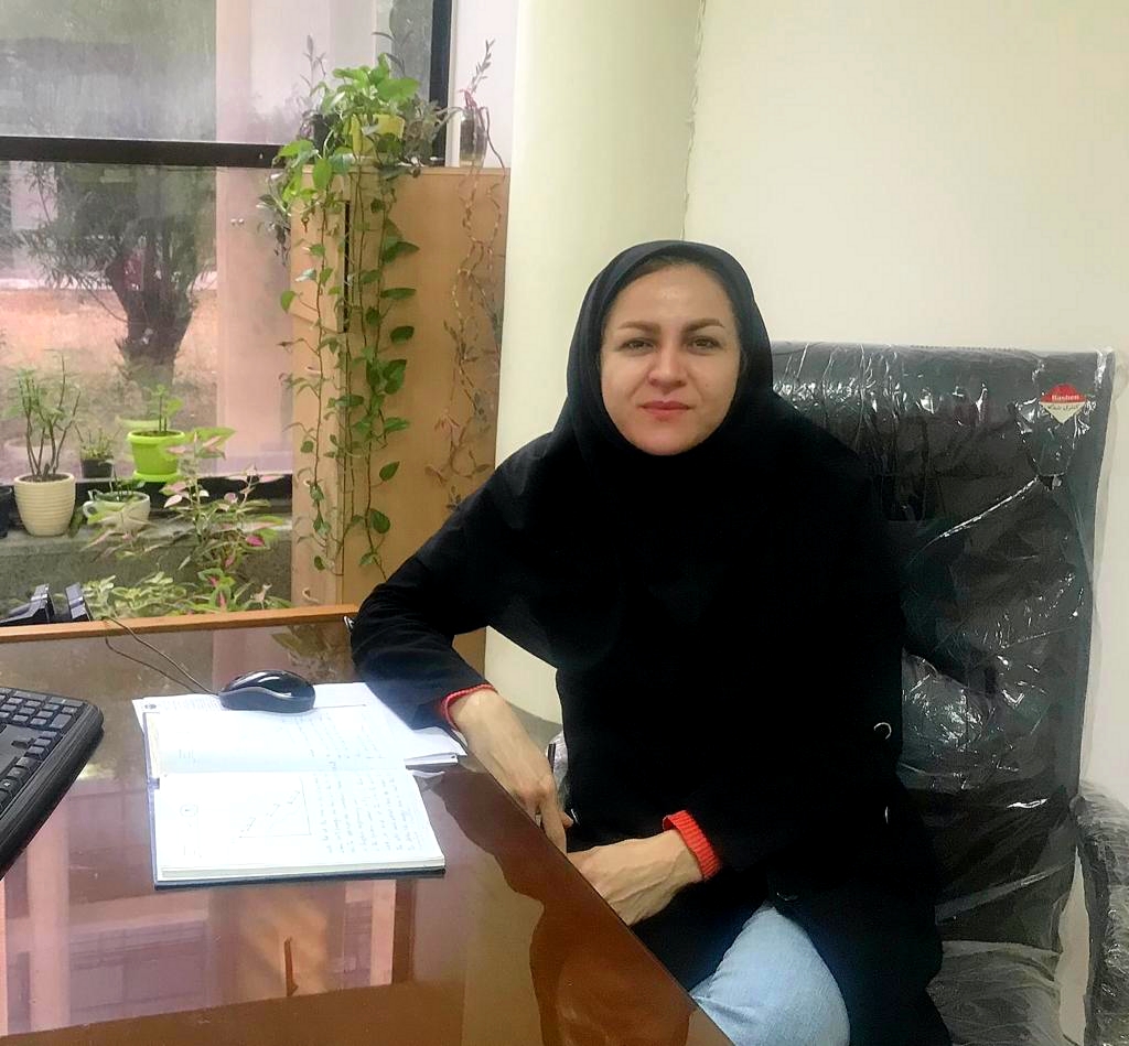 راضیه ملایی